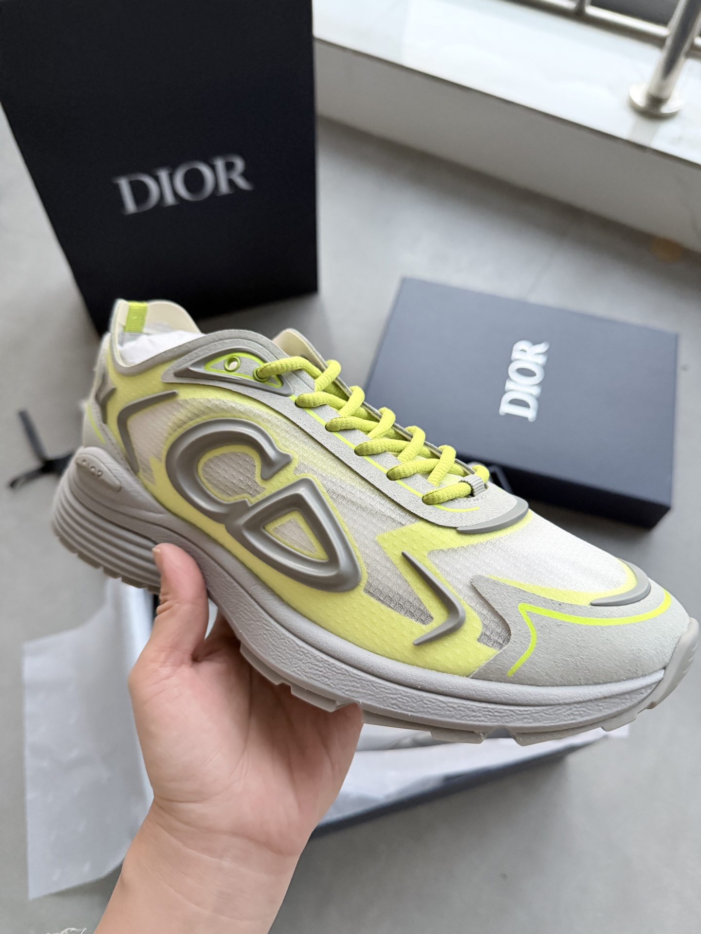 B30 Countdown Tech 스니커즈