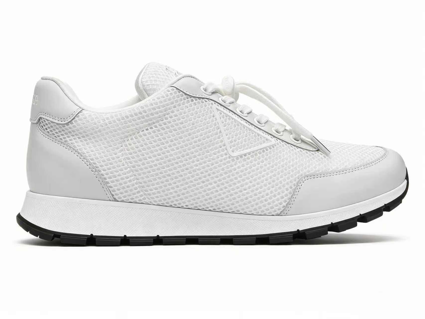 프라다  스니커즈