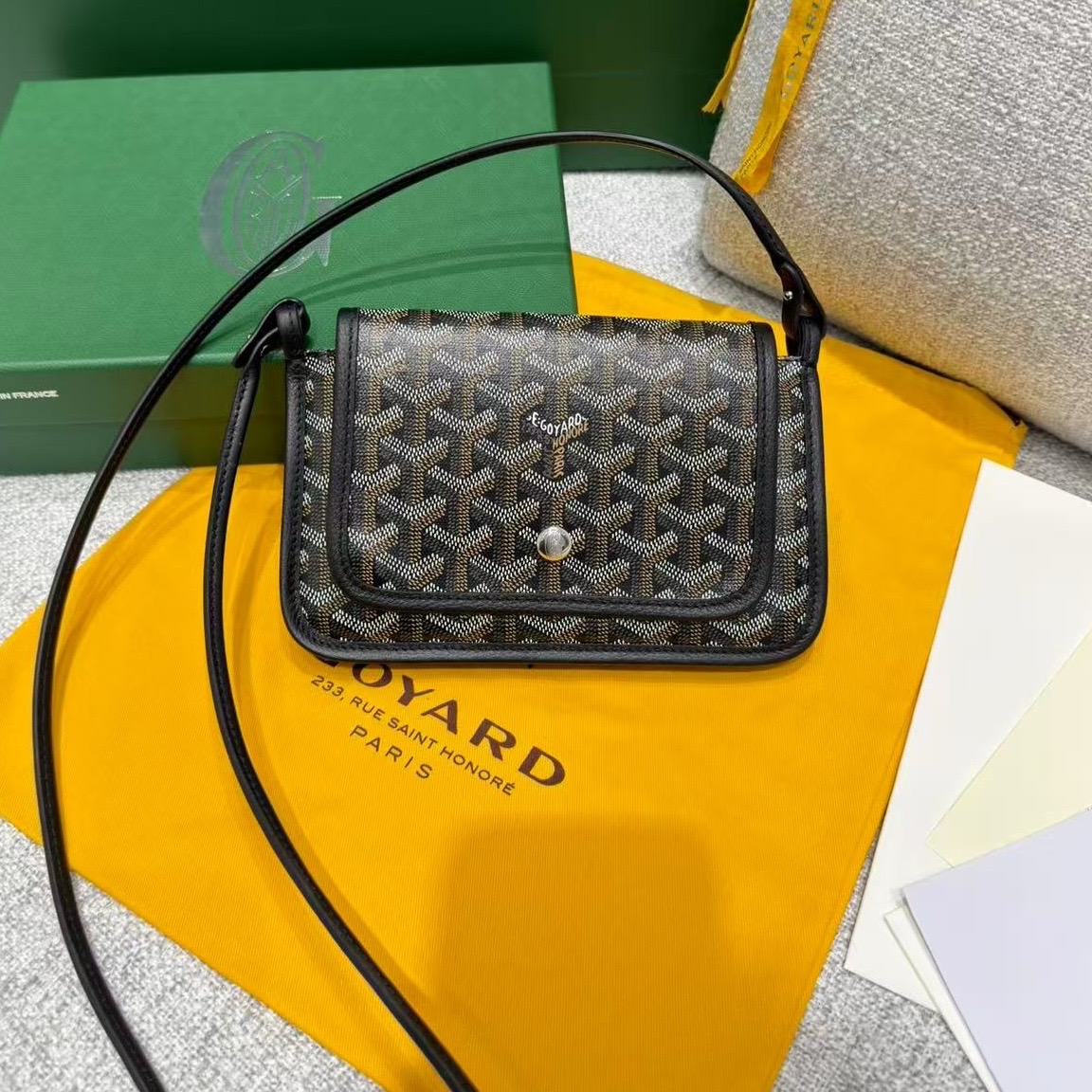 고야드 플뤼메 미니 크로스백 미니백  14x2.5x20.5 cm