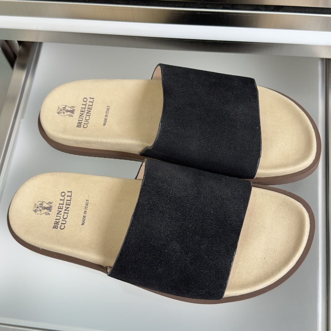 브루넬로 쿠치넬리 스웨이드 슬라이드