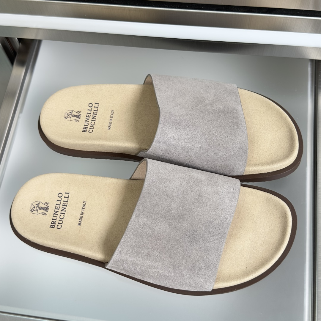 브루넬로 쿠치넬리 스웨이드 슬라이드