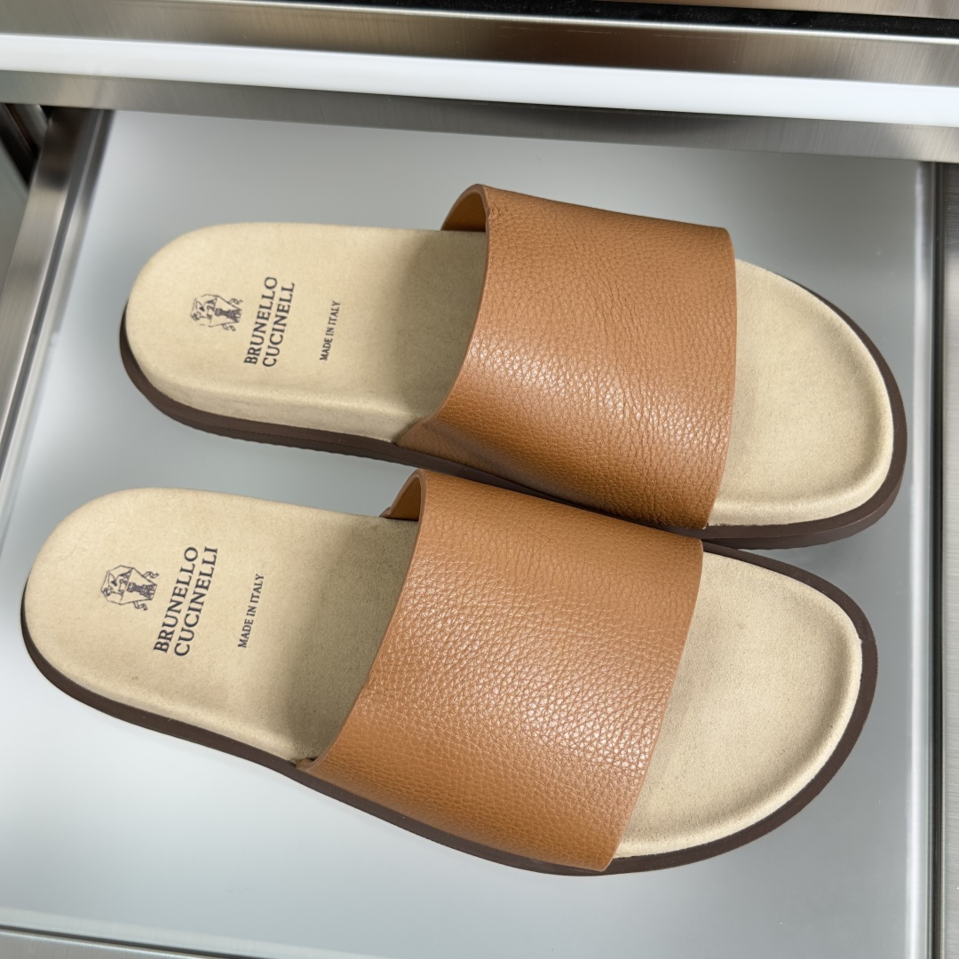 브루넬로 쿠치넬리 스웨이드 슬라이드