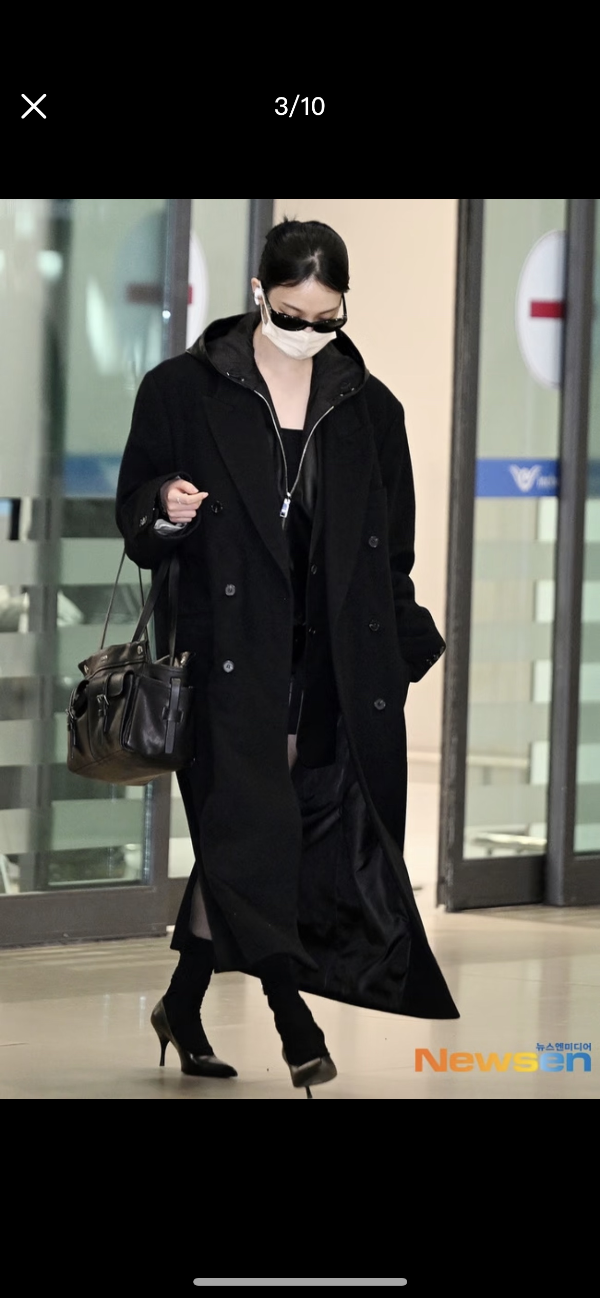 프라다 루트 미디엄 가죽 토트백 1BG645 30x22x15cm