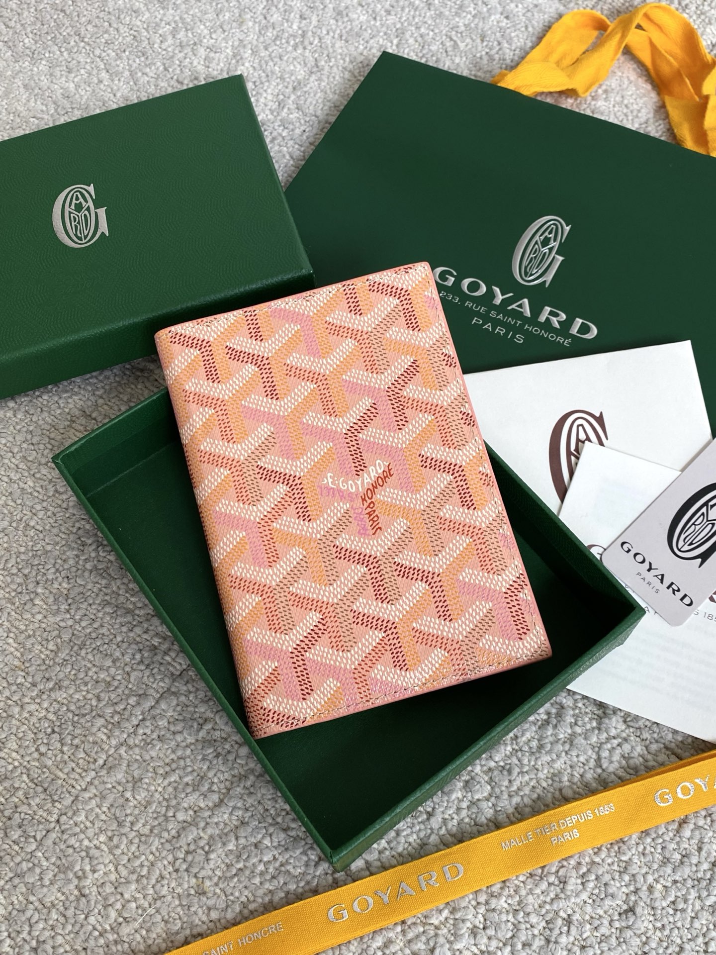 고야드 여권지갑 1.5 cm x 10 cm x14cm